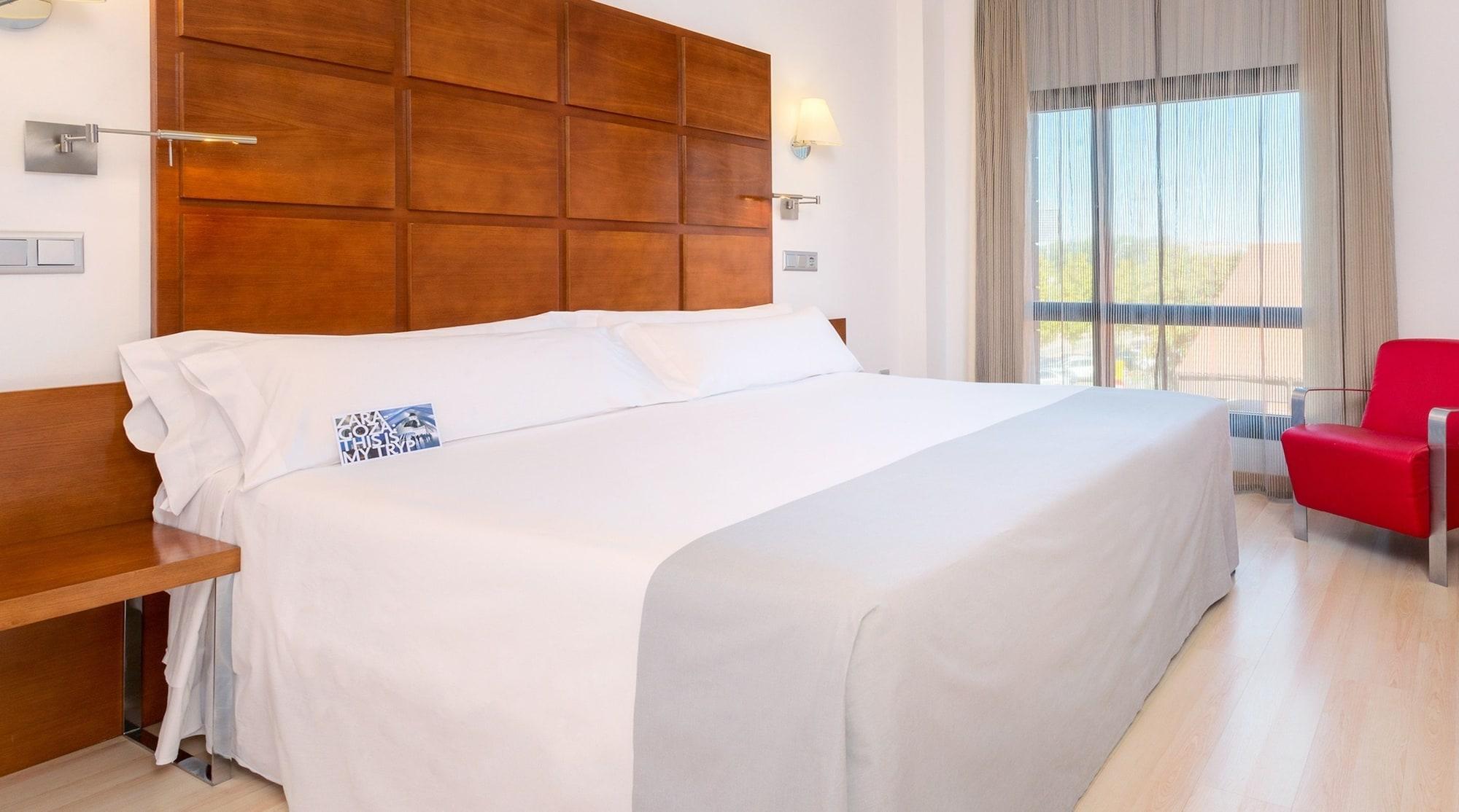 Hotel Zentral Ave ซาราโกซา ภายนอก รูปภาพ