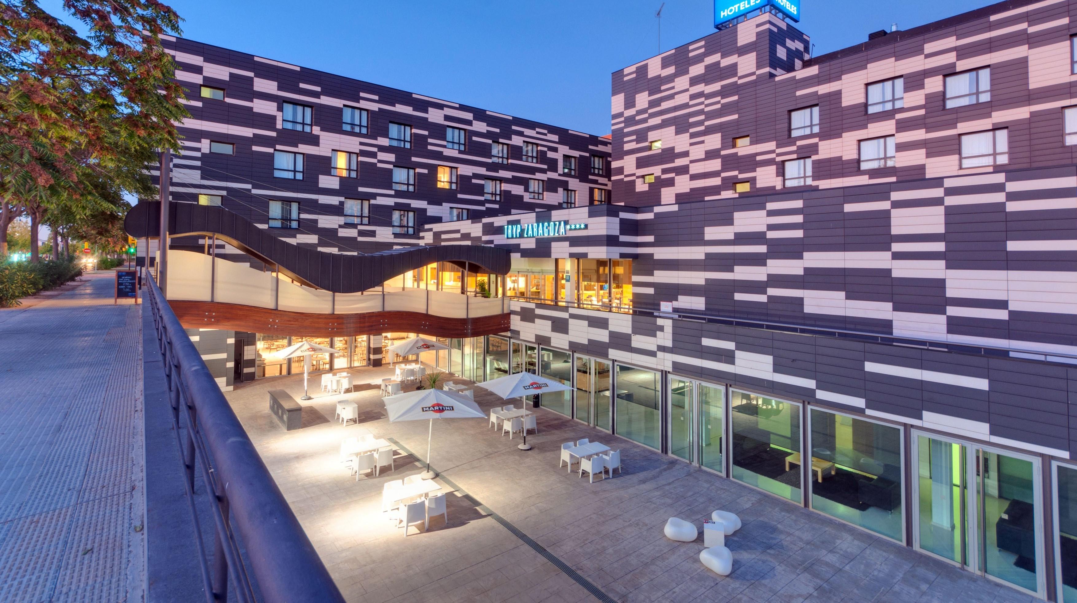 Hotel Zentral Ave ซาราโกซา ภายนอก รูปภาพ