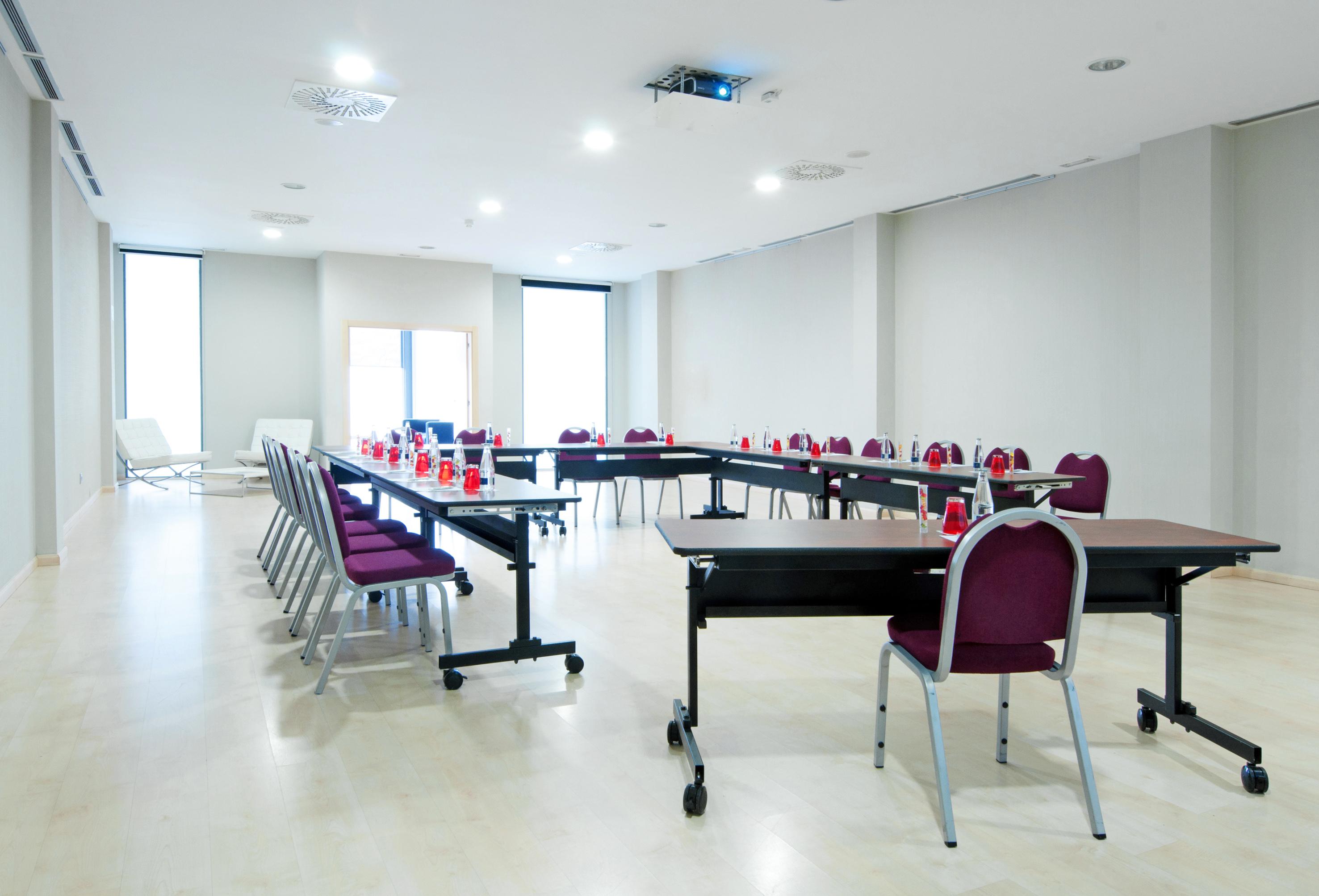 Hotel Zentral Ave ซาราโกซา ธุรกิจ รูปภาพ
