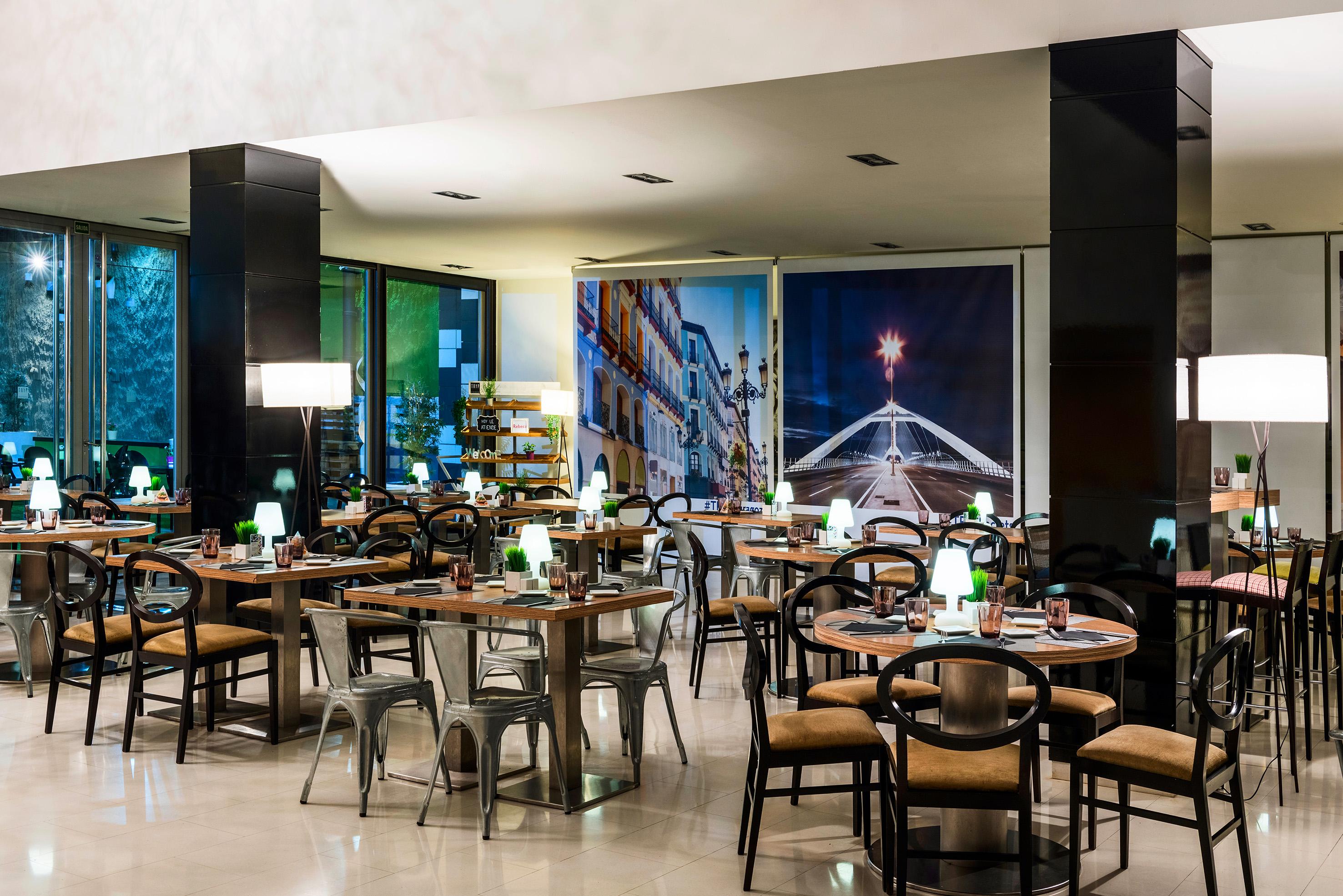 Hotel Zentral Ave ซาราโกซา ภายนอก รูปภาพ