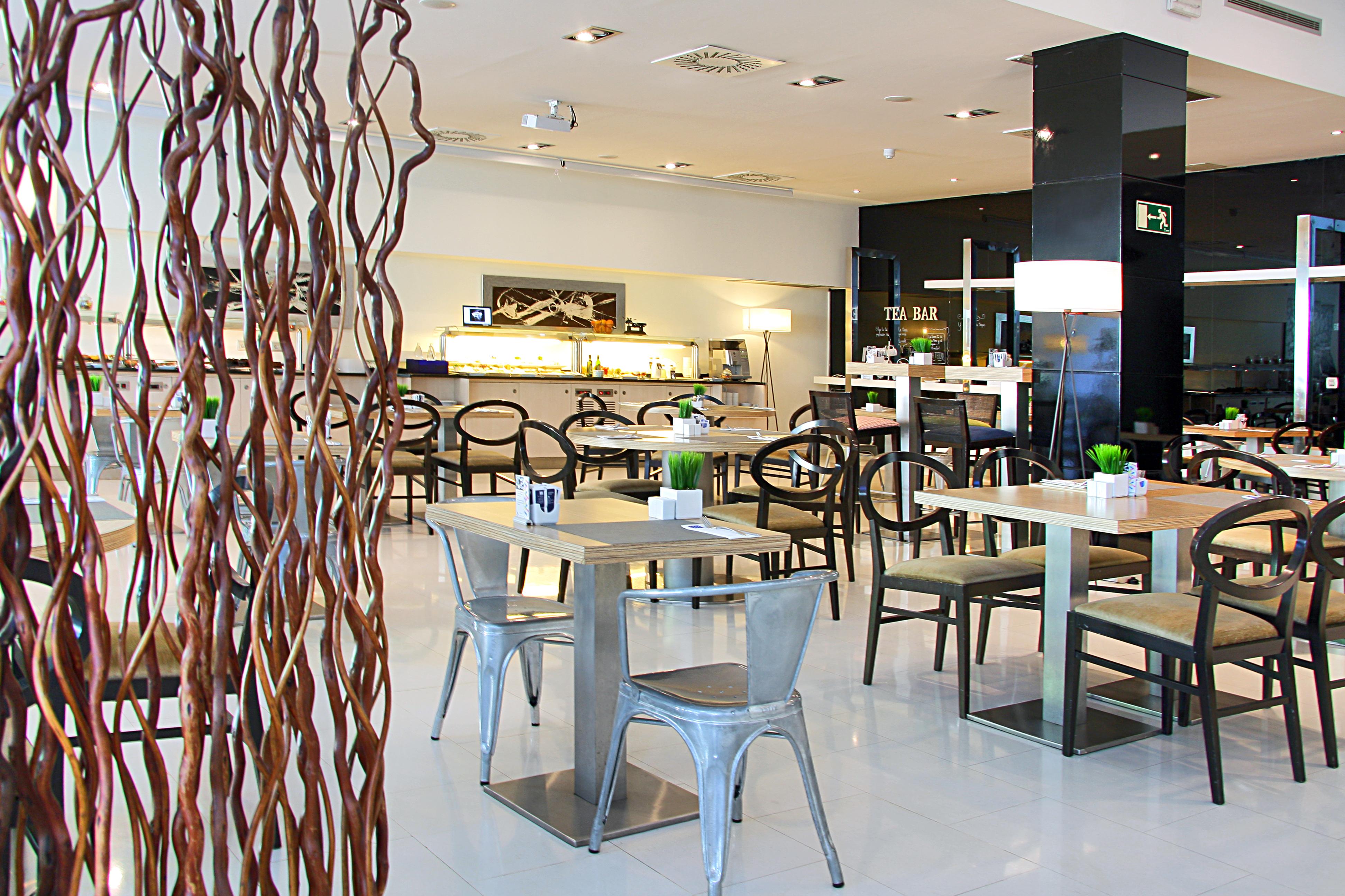 Hotel Zentral Ave ซาราโกซา ภายนอก รูปภาพ