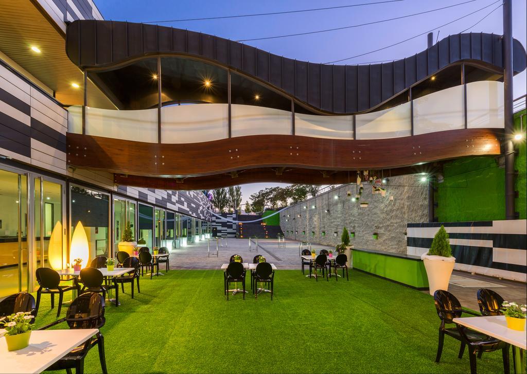 Hotel Zentral Ave ซาราโกซา ภายนอก รูปภาพ