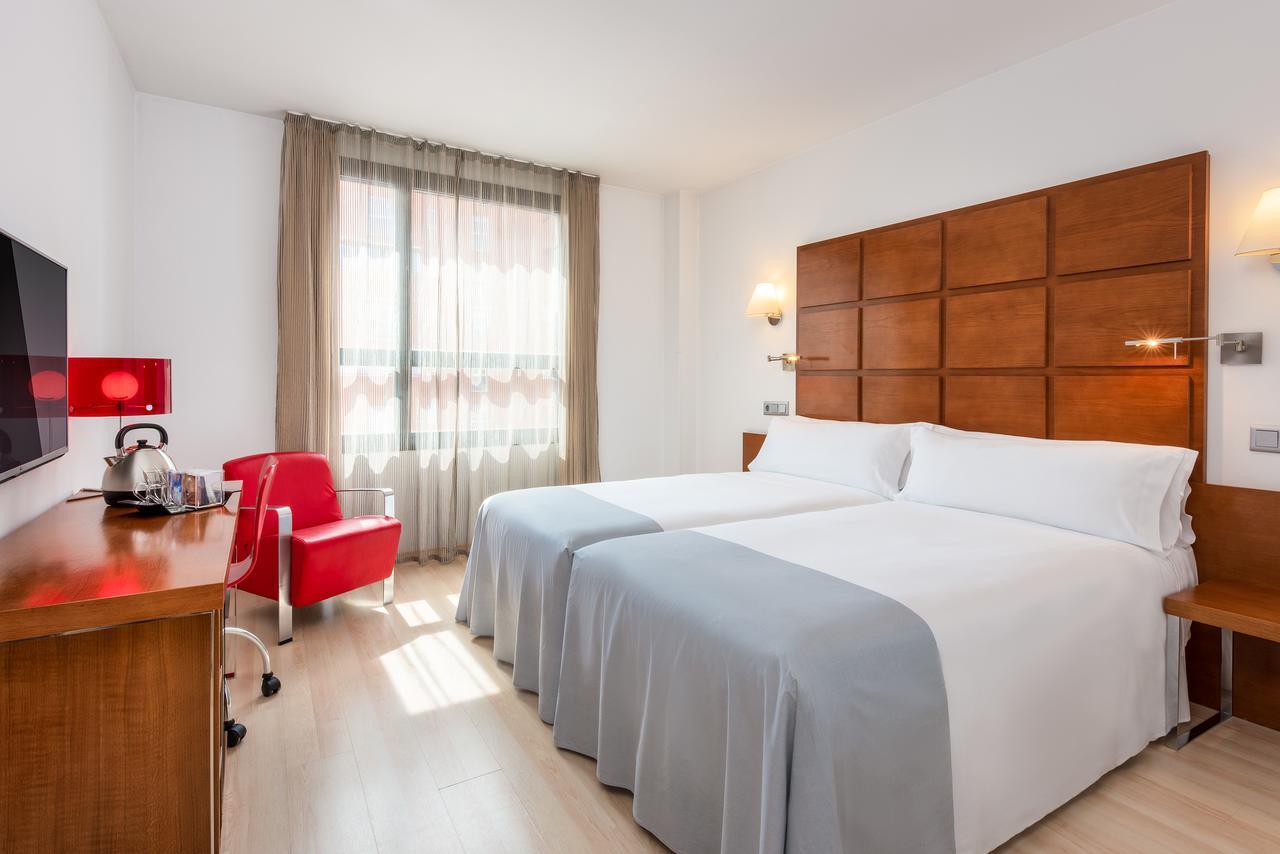 Hotel Zentral Ave ซาราโกซา ภายนอก รูปภาพ