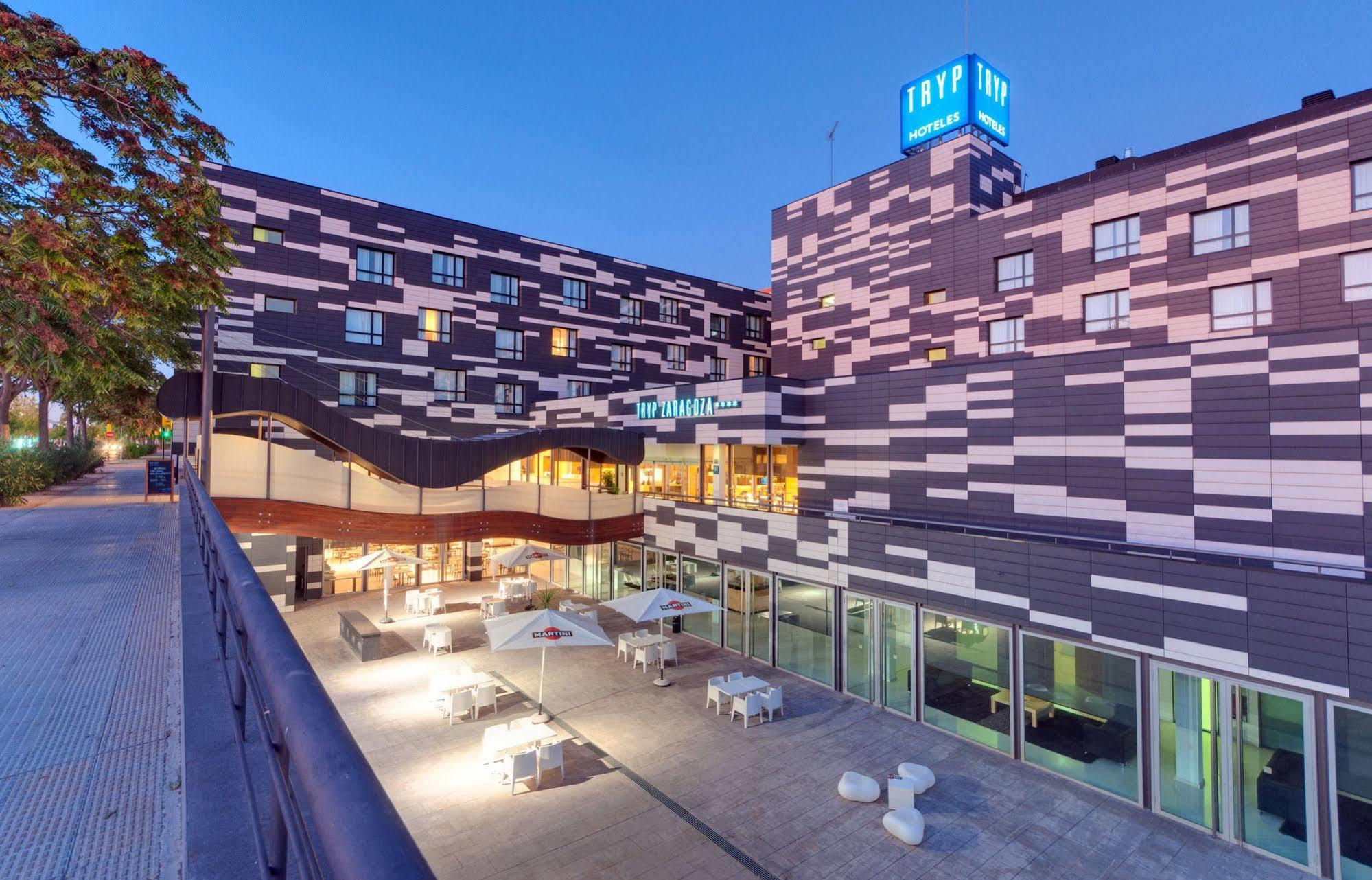 Hotel Zentral Ave ซาราโกซา ภายนอก รูปภาพ