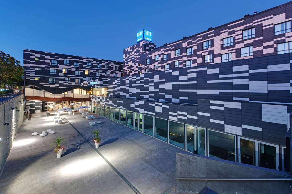 Hotel Zentral Ave ซาราโกซา ภายนอก รูปภาพ